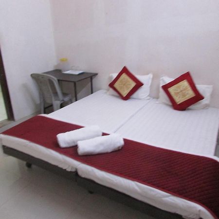 Ashish Guest House, Goverdhan Vilas Udaipur Buitenkant foto