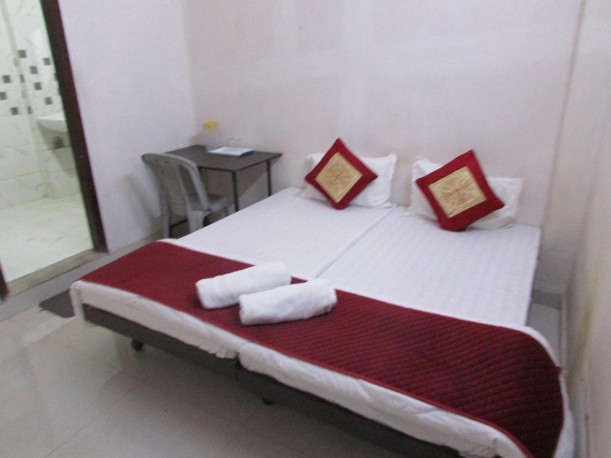 Ashish Guest House, Goverdhan Vilas Udaipur Buitenkant foto
